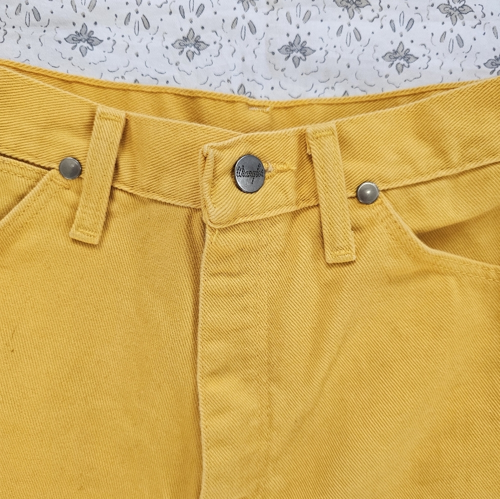 Vintage Wrangler Super High Rise Shorts - Picture 2 of 5